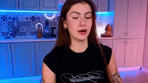 Willow online show from October 9, 9:13 pm