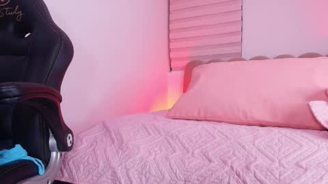 Snapshot of _abby_rouss chatting on November 25, 3:06 am abby rouss online show from November 25, 3:06 am