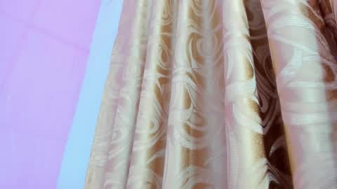 Abril  online show from February 11, 3:11 am