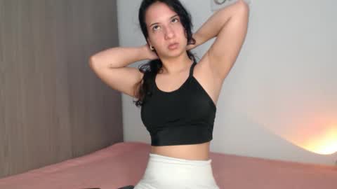 Snapshot of _abrill_20 chatting on January 16, 6:01 pm _abrill_20 online show from January 16, 6:01 pm