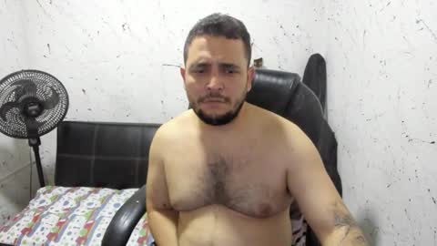 Snapshot of _ace_ventura chatting on December 15, 6:39 am ---- online show from December 15, 6:39 am