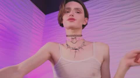 Snapshot of _adrian_the_one chatting on November 8, 8:40 pm adrian online show from November 8, 8:40 pm