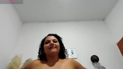 _aithanaa_ online show from November 22, 9:47 pm