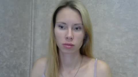 _alex1819 online show from October 31, 7:42 am