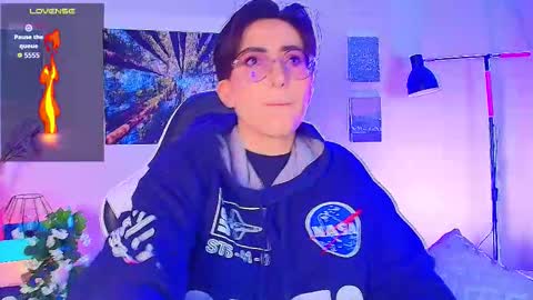 Snapshot of _alex_carter chatting on November 20, 10:15 am alex carter online show from November 20, 10:15 am