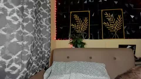  Alexa14 online show from February 3, 8:03 pm