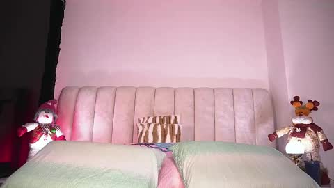 Snapshot of _alexaa_20 chatting on November 8, 12:05 pm Alexa online show from November 8, 12:05 pm