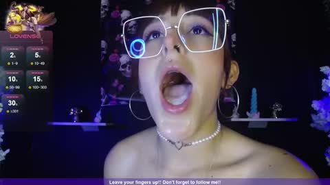 Alhanna online show from October 15, 10:43 pm