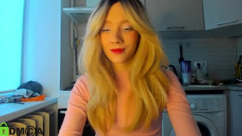 Snapshot of _alice_kitty chatting on December 13, 8:41 am Gaylord online show from December 13, 8:41 am