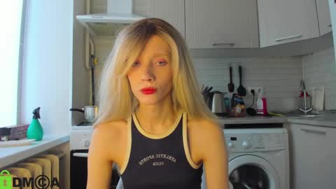 Snapshot of _alice_kitty chatting on February 4, 9:07 am Gaylord online show from February 4, 9:07 am