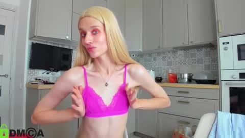 Snapshot of _alice_kitty chatting on September 14, 8:02 am Gaylord online show from September 14, 8:02 am