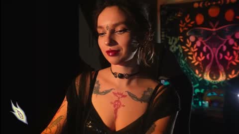 Snapshot of _alicemorrison_ chatting on November 8, 6:40 pm Alice Morrison Mistress Datura online show from November 8, 6:40 pm