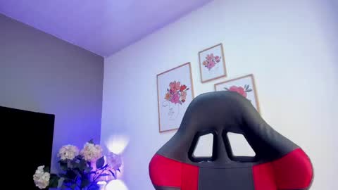  Alice  online show from December 31, 1:04 am