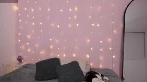 Snapshot of _allisongomez chatting on September 8, 11:15 pm _allisongomez online show from September 8, 11:15 pm