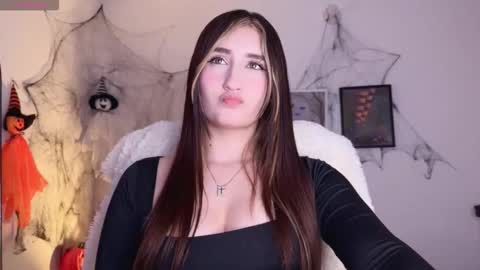 Snapshot of _allisongomez chatting on October 20, 5:19 am _allisongomez online show from October 20, 5:19 am