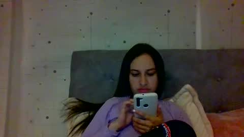 _alyson online show from December 23, 4:32 am