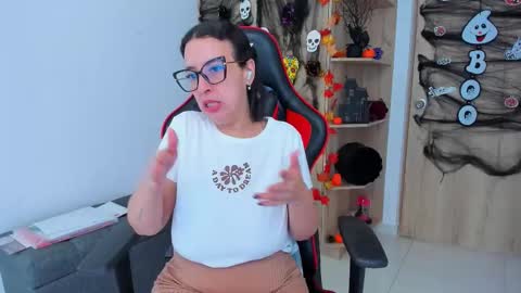 AMANDA online show from October 24, 5:09 pm