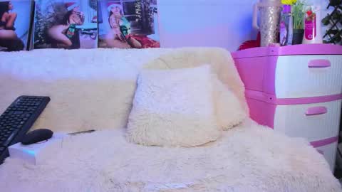 Snapshot of _angelnaugthy_ chatting on November 19, 11:16 pm ANGEL online show from November 19, 11:16 pm