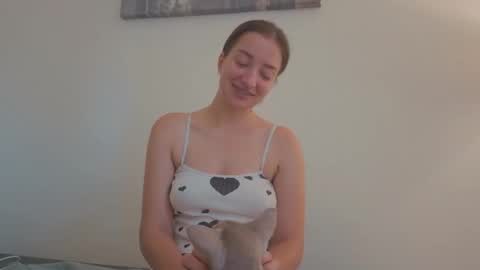 Snapshot of _annieone chatting on September 15, 1:55 pm Anna online show from September 15, 1:55 pm