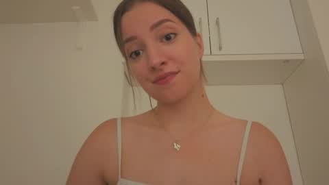 Snapshot of _annieone chatting on September 27, 8:58 pm Anna online show from September 27, 8:58 pm