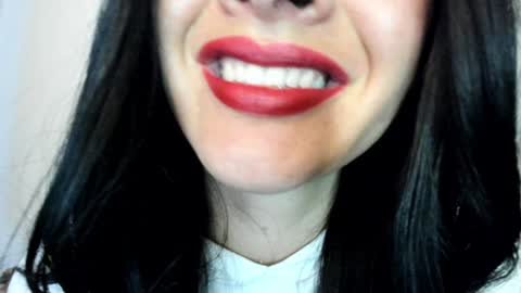 antonia online show from December 4, 10:46 am