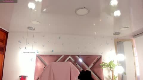 Snapshot of _antonnela_ chatting on October 5, 2:04 pm antonnela online show from October 5, 2:04 pm
