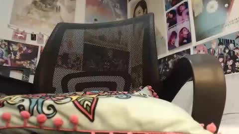 Snapshot of _ariana03_ chatting on January 10, 6:17 pm Ariana online show from January 10, 6:17 pm