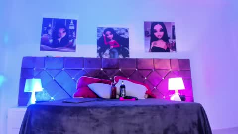 Snapshot of _ariana_lopez_ chatting on February 17, 12:27 pm Ariana online show from February 17, 12:27 pm