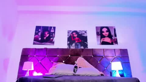 Snapshot of _ariana_lopez_ chatting on March 6, 12:30 pm Ariana online show from March 6, 12:30 pm