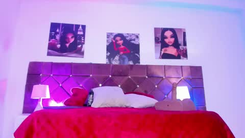 Snapshot of _ariana_lopez_ chatting on March 8, 4:34 am Ariana online show from March 8, 4:34 am