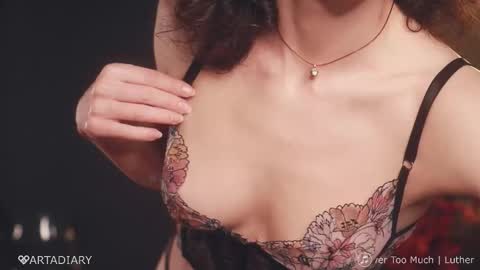 Snapshot of _arta_ chatting on October 30, 1:45 pm ARTA online show from October 30, 1:45 pm