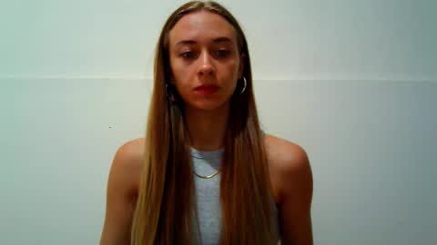 Snapshot of _aurora_sweet chatting on September 16, 7:42 am _aurora_sweet online show from September 16, 7:42 am