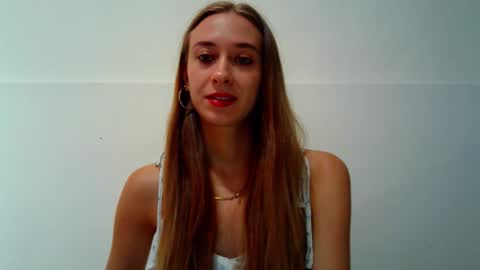 Snapshot of _aurora_sweet chatting on September 20, 10:05 am _aurora_sweet online show from September 20, 10:05 am