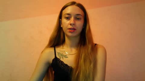 Snapshot of _aurora_sweet chatting on October 29, 8:49 am _aurora_sweet online show from October 29, 8:49 am