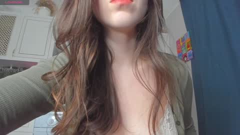 Snapshot of _axolot_ chatting on January 22, 2:04 am Olivia online show from January 22, 2:04 am