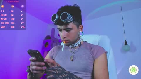 Lunita  online show from February 21, 11:50 pm