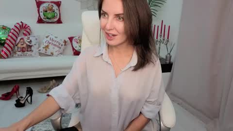 Beylly online show from December 2, 4:13 pm