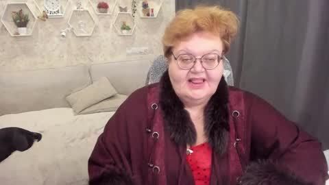 Louise  ONLY IN PVT  Masturbation with dildo and cum  Naked  Show and play with pussy  Blow job  Hand job  ONLY IN PVT  online show from February 16, 10:43 pm