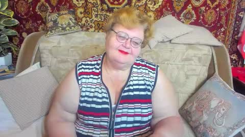 Louise  ONLY IN PVT  Masturbation with dildo and cum  Naked  Show and play with pussy  Blow job  Hand job  ONLY IN PVT  online show from October 4, 7:34 pm