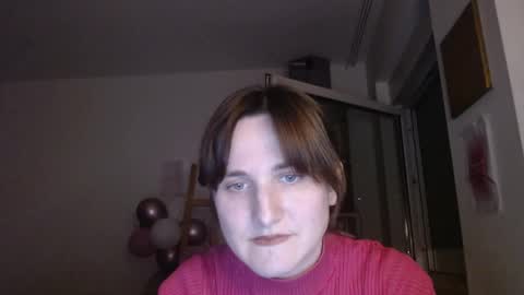 Snapshot of _biscotti_ chatting on February 23, 9:16 pm _biscotti_ online show from February 23, 9:16 pm