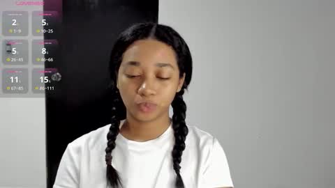 Snapshot of _blairwest_ chatting on November 20, 8:14 am _blairwest_ online show from November 20, 8:14 am