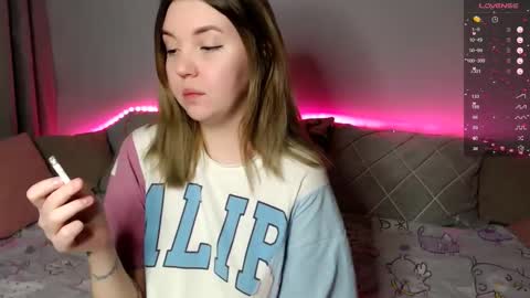 Elizabeth online show from February 10, 8:35 pm