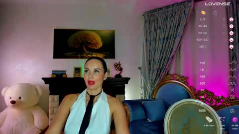 Snapshot of _bounty_69_ chatting on December 13, 7:53 pm lovense squirt bigboobs anal online show from December 13, 7:53 pm