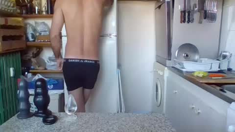 Snapshot of _bubble_buttfunxxx chatting on December 30, 12:20 pm _bubble_buttfunxxx online show from December 30, 12:20 pm