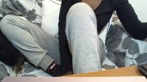 Snapshot of _bunny_b chatting on February 21, 12:06 pm I will be back soon  online show from February 21, 12:06 pm