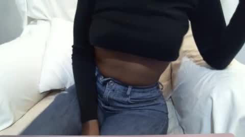 Snapshot of _bunny_b chatting on March 6, 4:49 pm I will be back soon  online show from March 6, 4:49 pm