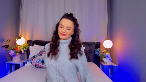 _carlawhite_ online show from October 14, 3:18 am