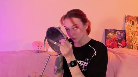 Snapshot of _ccrystaa_ chatting on February 13, 4:22 am Christina Chris online show from February 13, 4:22 am