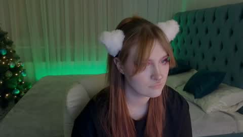 Alisa NO NUDE online show from January 22, 9:54 pm