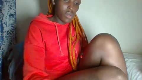 clara online show from January 15, 9:35 am